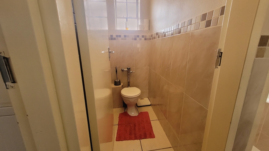 2 Bedroom Property for Sale in Sunnyside Gauteng