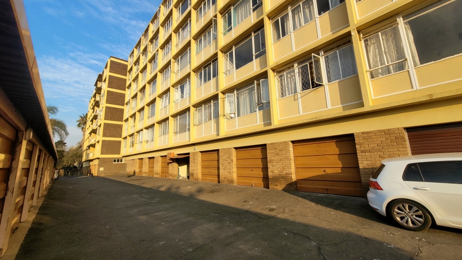 2 Bedroom Property for Sale in Sunnyside Gauteng