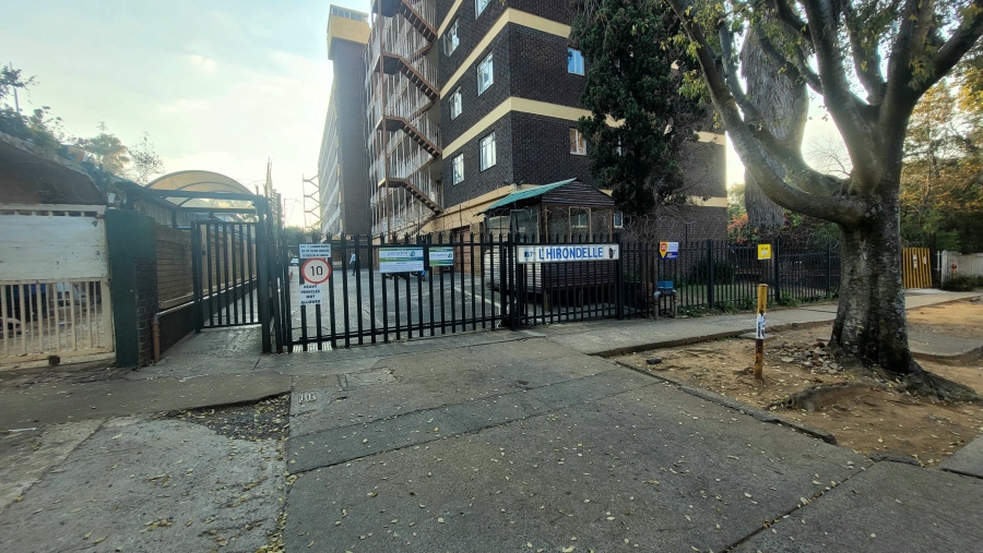 2 Bedroom Property for Sale in Sunnyside Gauteng