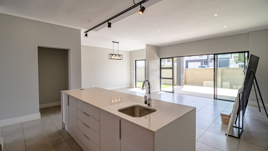 3 Bedroom Property for Sale in Fourways Gauteng