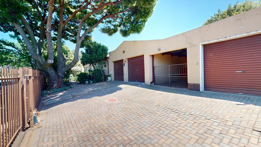3 Bedroom Property for Sale in Hazeldene Gauteng