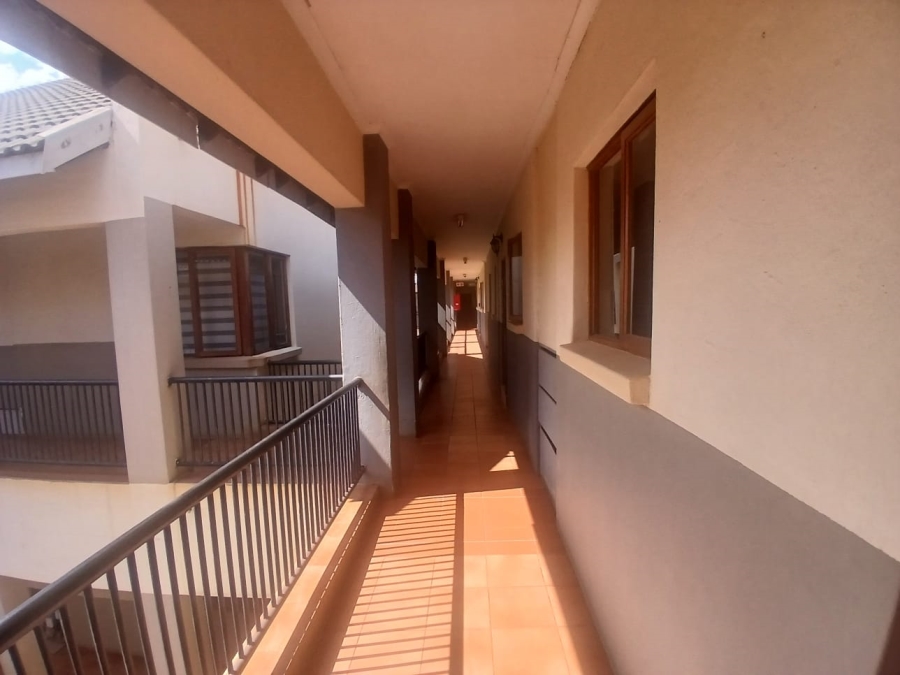 2 Bedroom Property for Sale in Hesteapark Gauteng