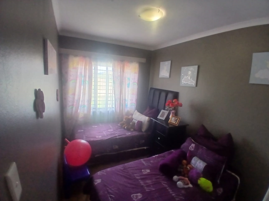 2 Bedroom Property for Sale in Hesteapark Gauteng