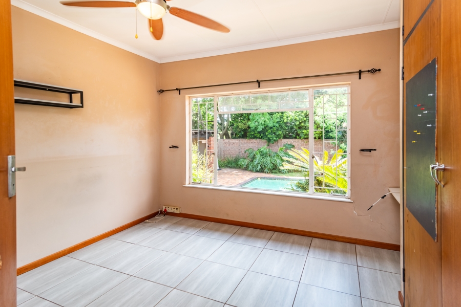 4 Bedroom Property for Sale in Garsfontein Gauteng