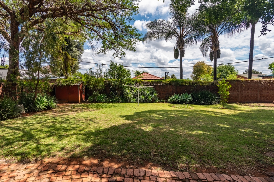 4 Bedroom Property for Sale in Garsfontein Gauteng