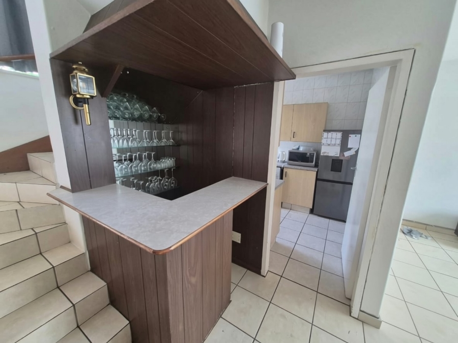 To Let 2 Bedroom Property for Rent in Bedfordview Gauteng