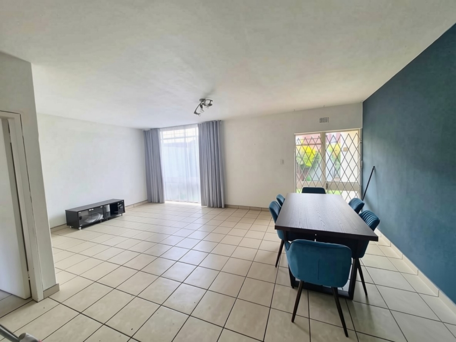 To Let 2 Bedroom Property for Rent in Bedfordview Gauteng
