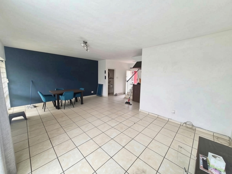 To Let 2 Bedroom Property for Rent in Bedfordview Gauteng