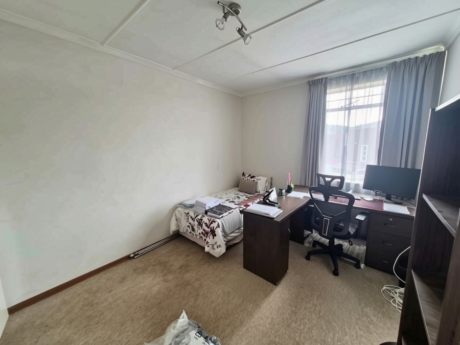 To Let 2 Bedroom Property for Rent in Bedfordview Gauteng