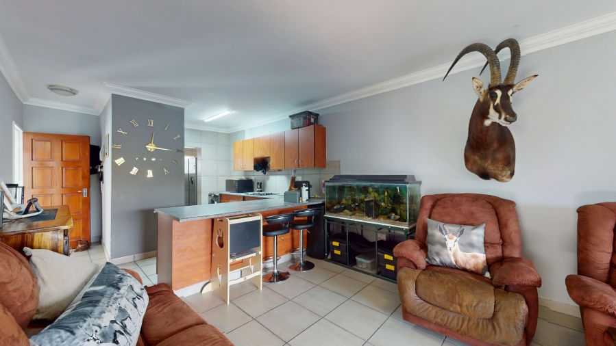 2 Bedroom Property for Sale in Ravenswood Gauteng