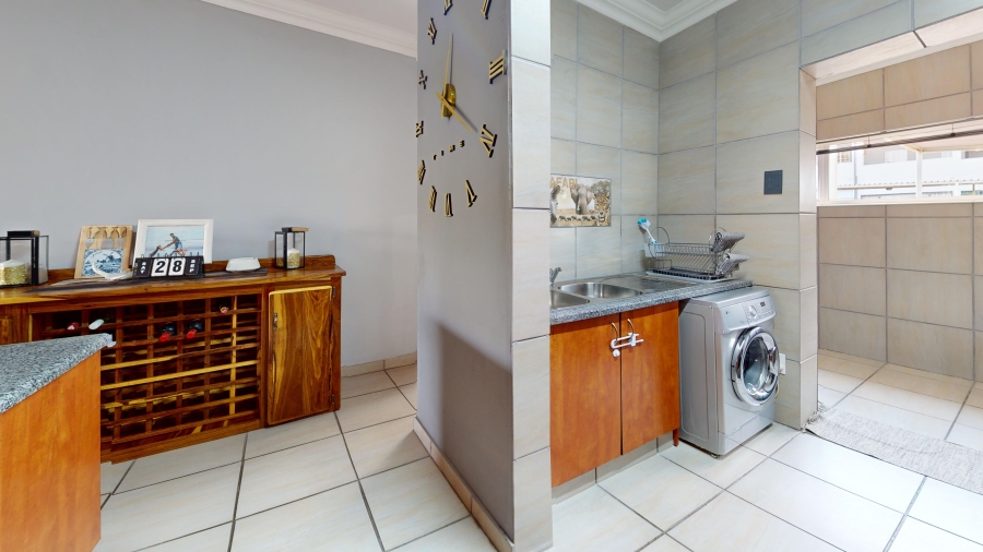 2 Bedroom Property for Sale in Ravenswood Gauteng