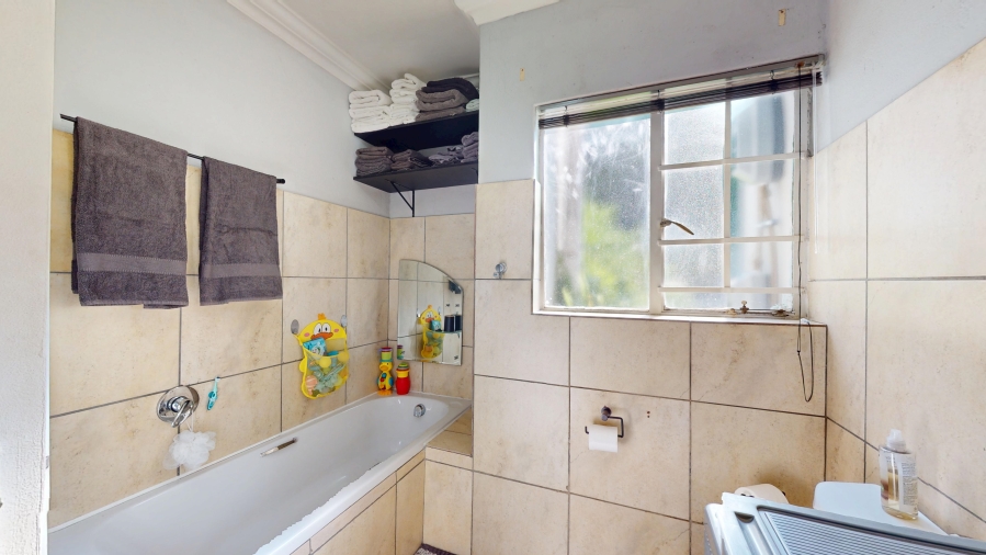 2 Bedroom Property for Sale in Ravenswood Gauteng