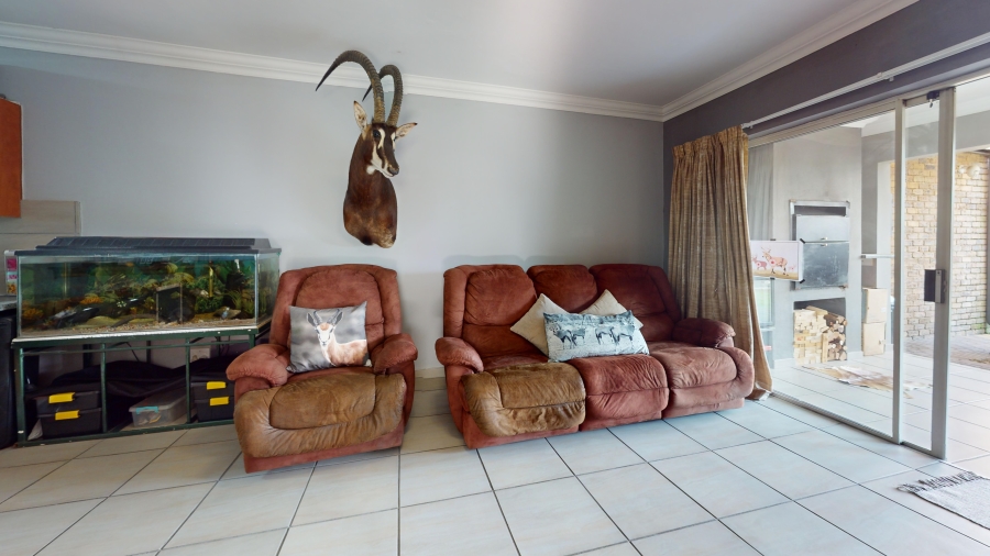 2 Bedroom Property for Sale in Ravenswood Gauteng