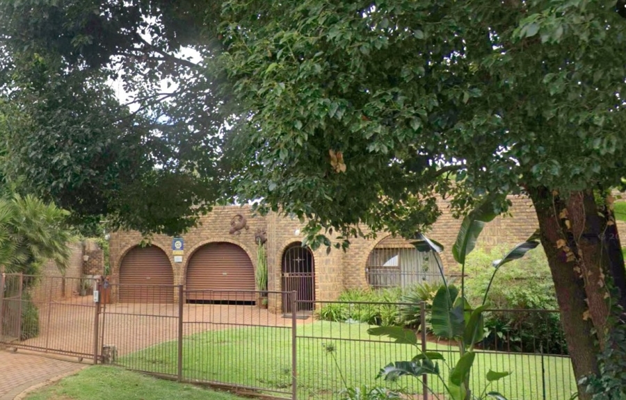 4 Bedroom Property for Sale in Monument Park Gauteng