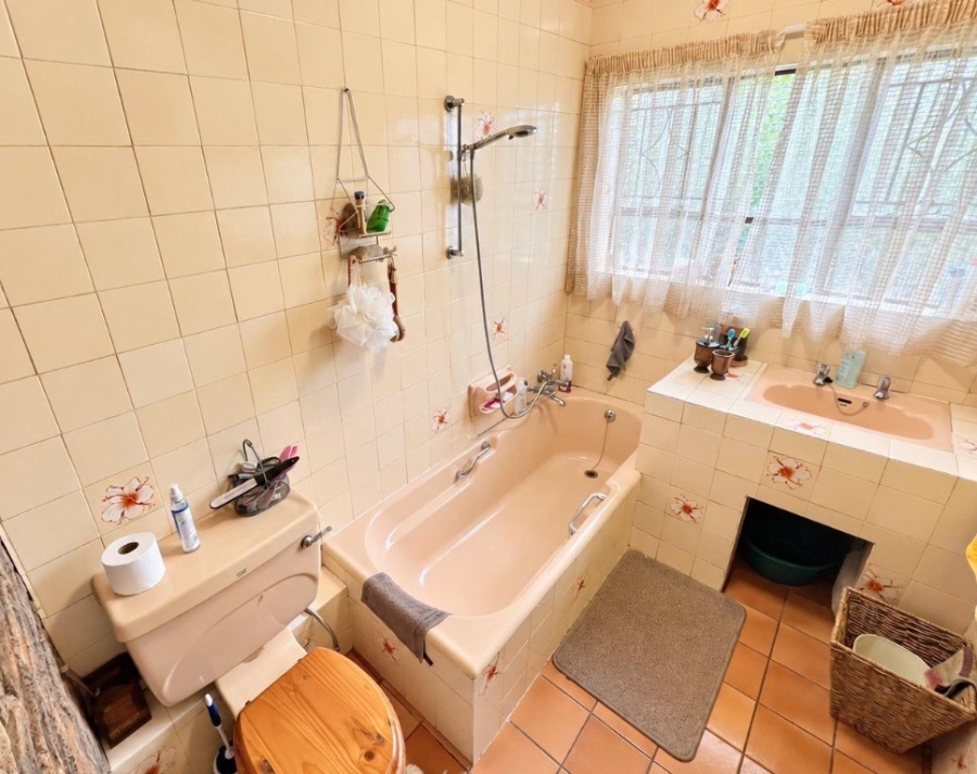 4 Bedroom Property for Sale in Monument Park Gauteng