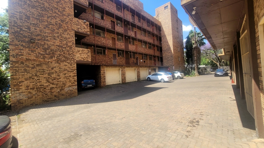 2 Bedroom Property for Sale in Sunnyside Gauteng