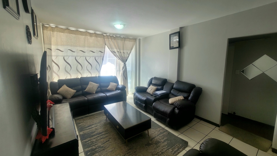 2 Bedroom Property for Sale in Sunnyside Gauteng