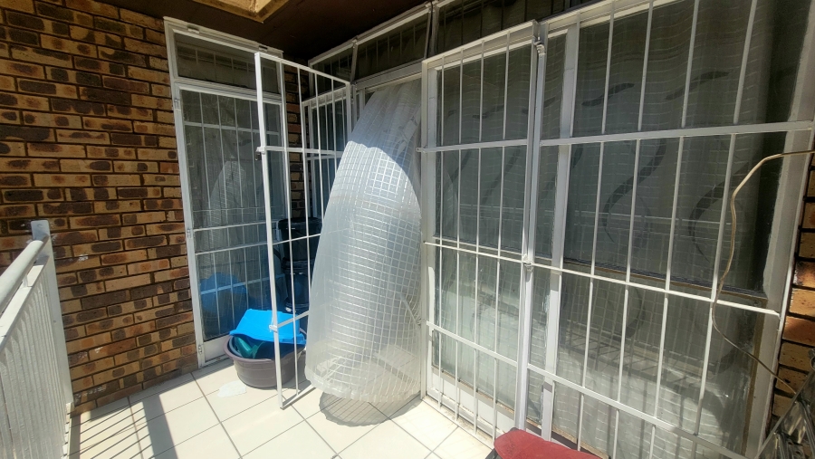 2 Bedroom Property for Sale in Sunnyside Gauteng