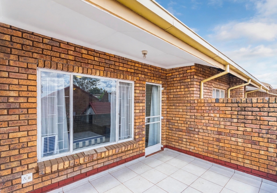 2 Bedroom Property for Sale in Lyttelton Manor Gauteng