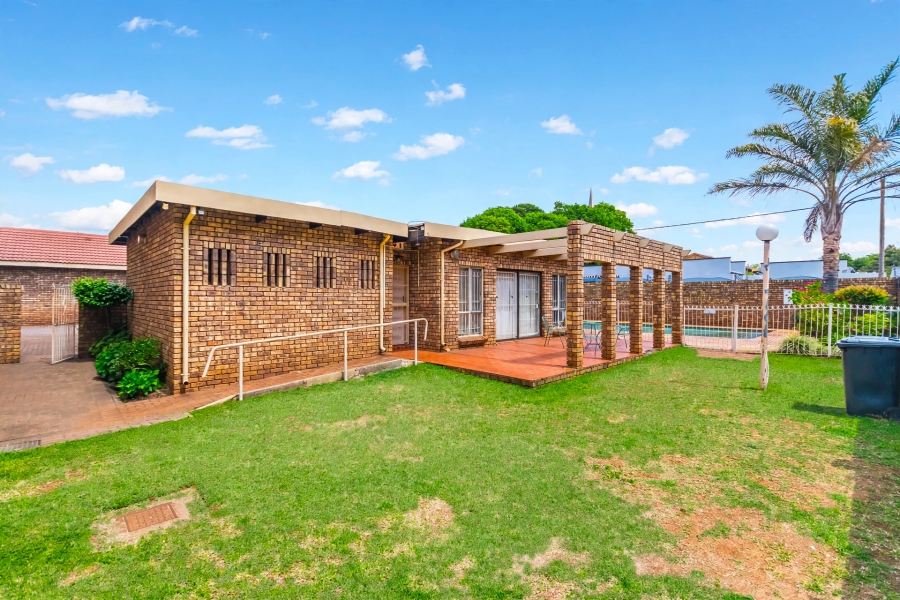 2 Bedroom Property for Sale in Lyttelton Manor Gauteng