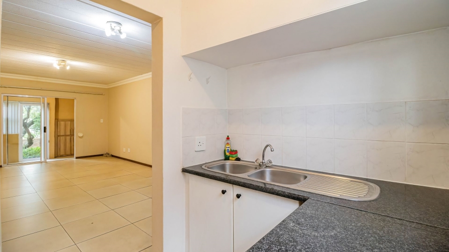 To Let 1 Bedroom Property for Rent in North Riding Gauteng