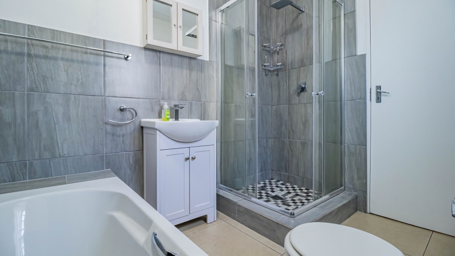 To Let 1 Bedroom Property for Rent in North Riding Gauteng