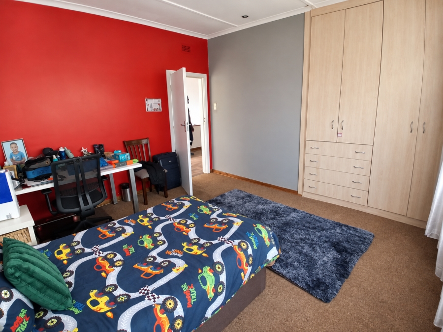 4 Bedroom Property for Sale in Three Rivers Gauteng
