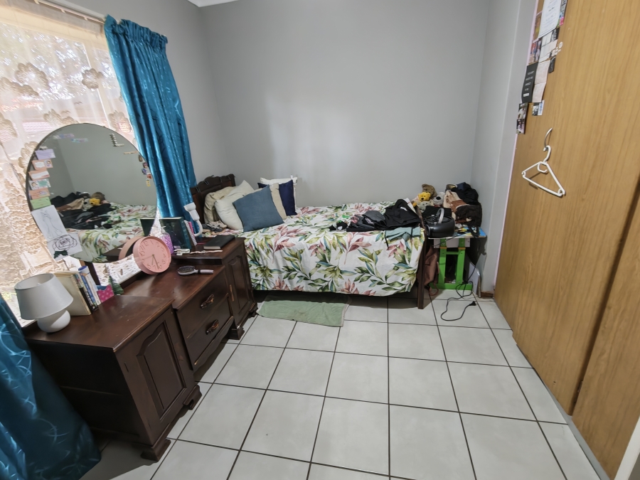 4 Bedroom Property for Sale in Ninapark Gauteng