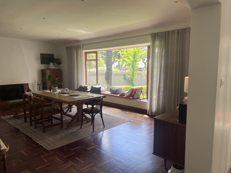 To Let 4 Bedroom Property for Rent in Waterkloof Gauteng