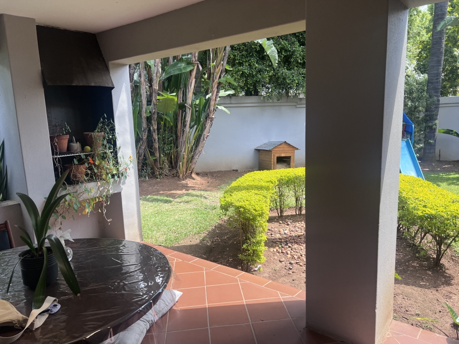 To Let 4 Bedroom Property for Rent in Waterkloof Gauteng