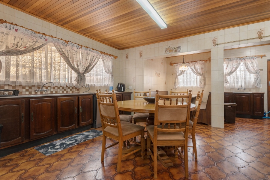 4 Bedroom Property for Sale in Brackenhurst Gauteng