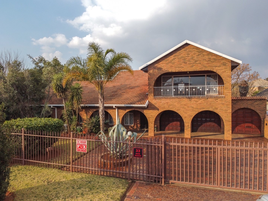 4 Bedroom Property for Sale in Brackenhurst Gauteng