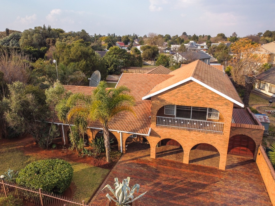 4 Bedroom Property for Sale in Brackenhurst Gauteng