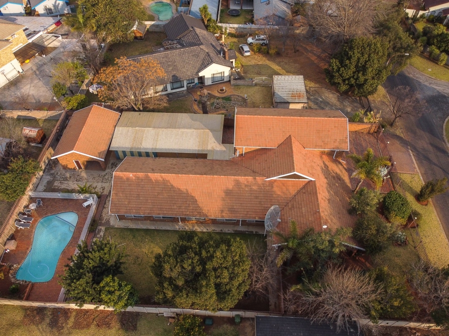 4 Bedroom Property for Sale in Brackenhurst Gauteng