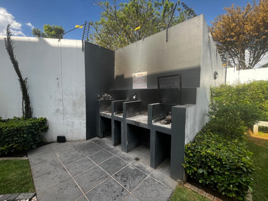 To Let 2 Bedroom Property for Rent in Carlswald Gauteng