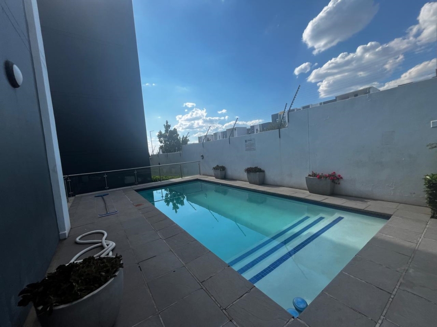 To Let 2 Bedroom Property for Rent in Carlswald Gauteng