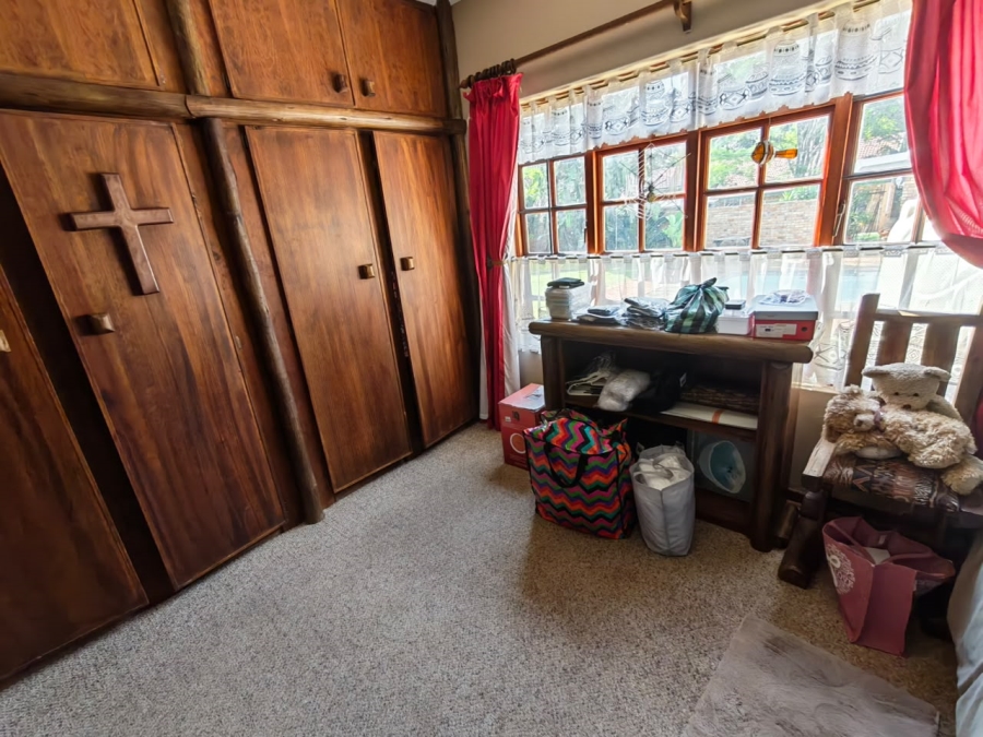 6 Bedroom Property for Sale in Ninapark Gauteng