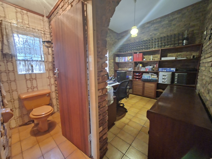 4 Bedroom Property for Sale in Die Wilgers Gauteng