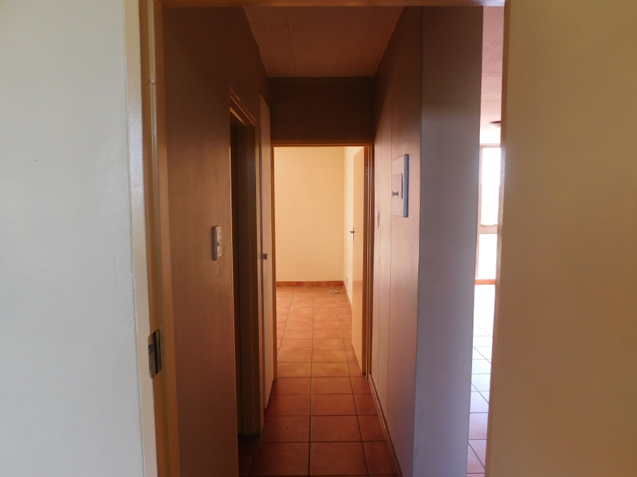 2 Bedroom Property for Sale in Kilner Park Gauteng