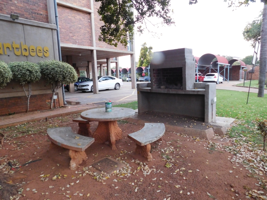 2 Bedroom Property for Sale in Kilner Park Gauteng