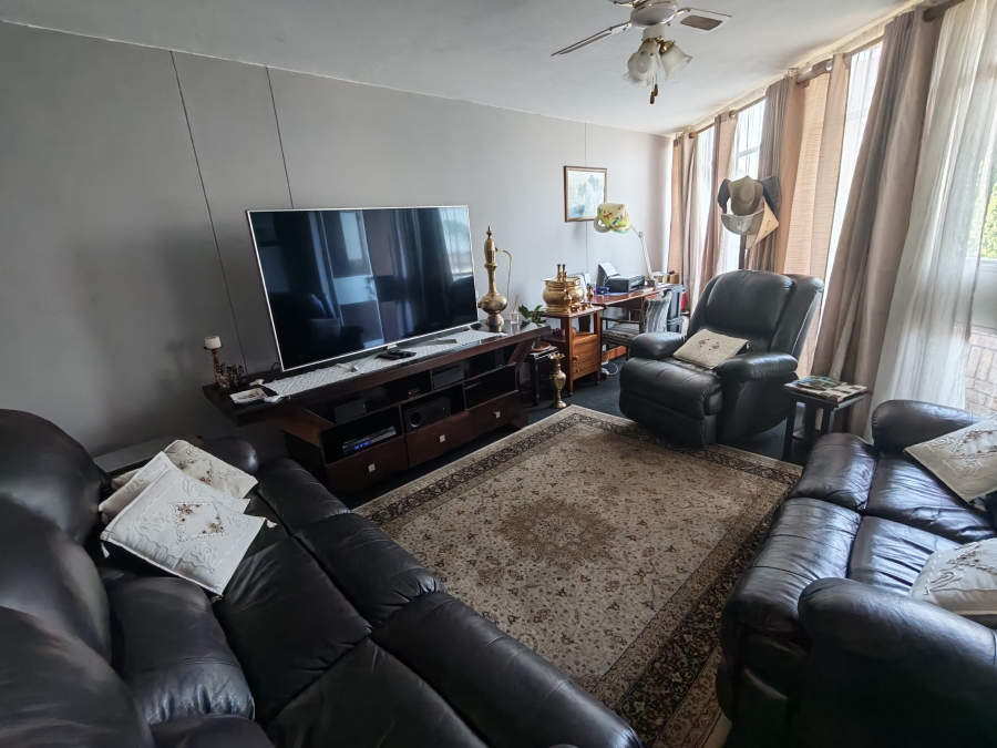 2 Bedroom Property for Sale in Pretoria North Gauteng