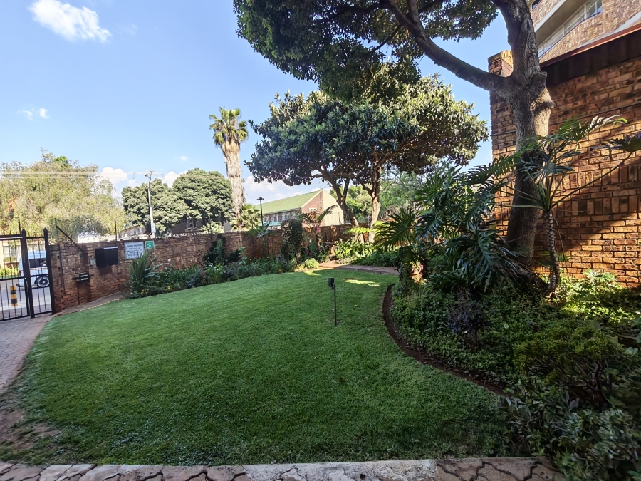 2 Bedroom Property for Sale in Pretoria North Gauteng