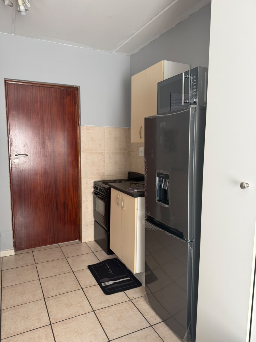 To Let 1 Bedroom Property for Rent in Braamfontein Werf Gauteng