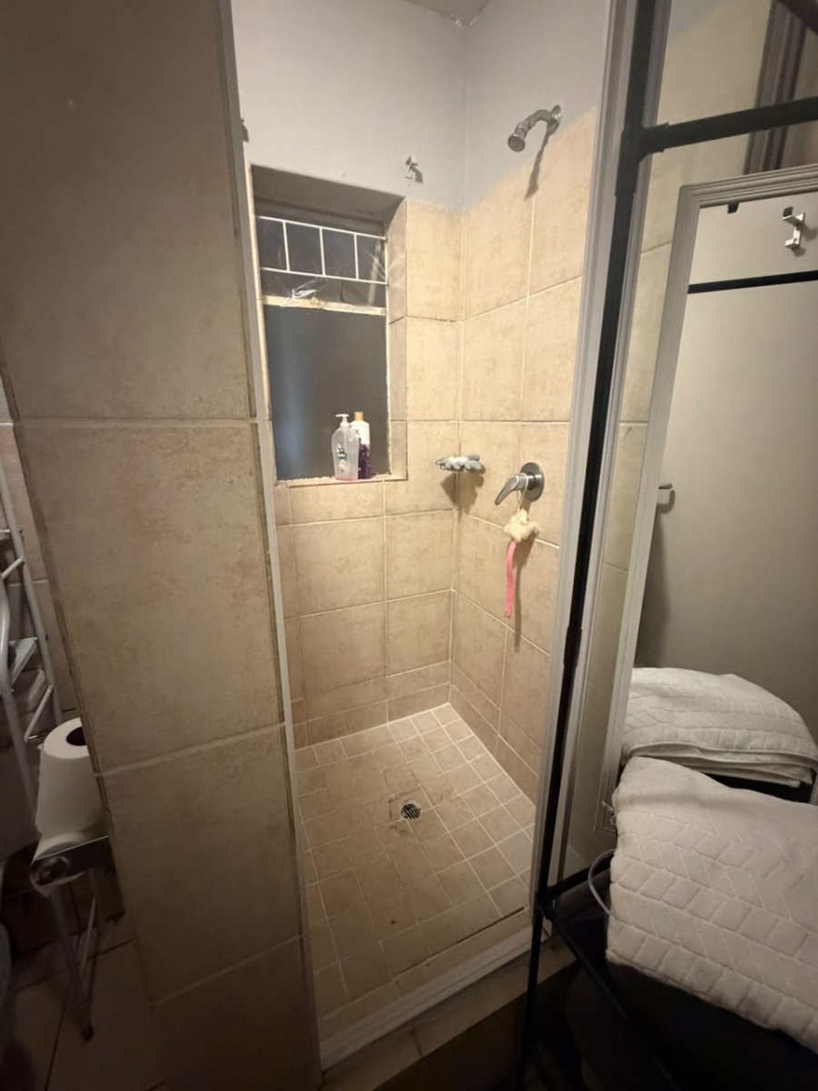 To Let 1 Bedroom Property for Rent in Braamfontein Werf Gauteng