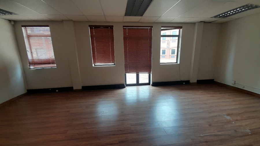 To Let Commercial Property for Rent in Faerie Glen Gauteng