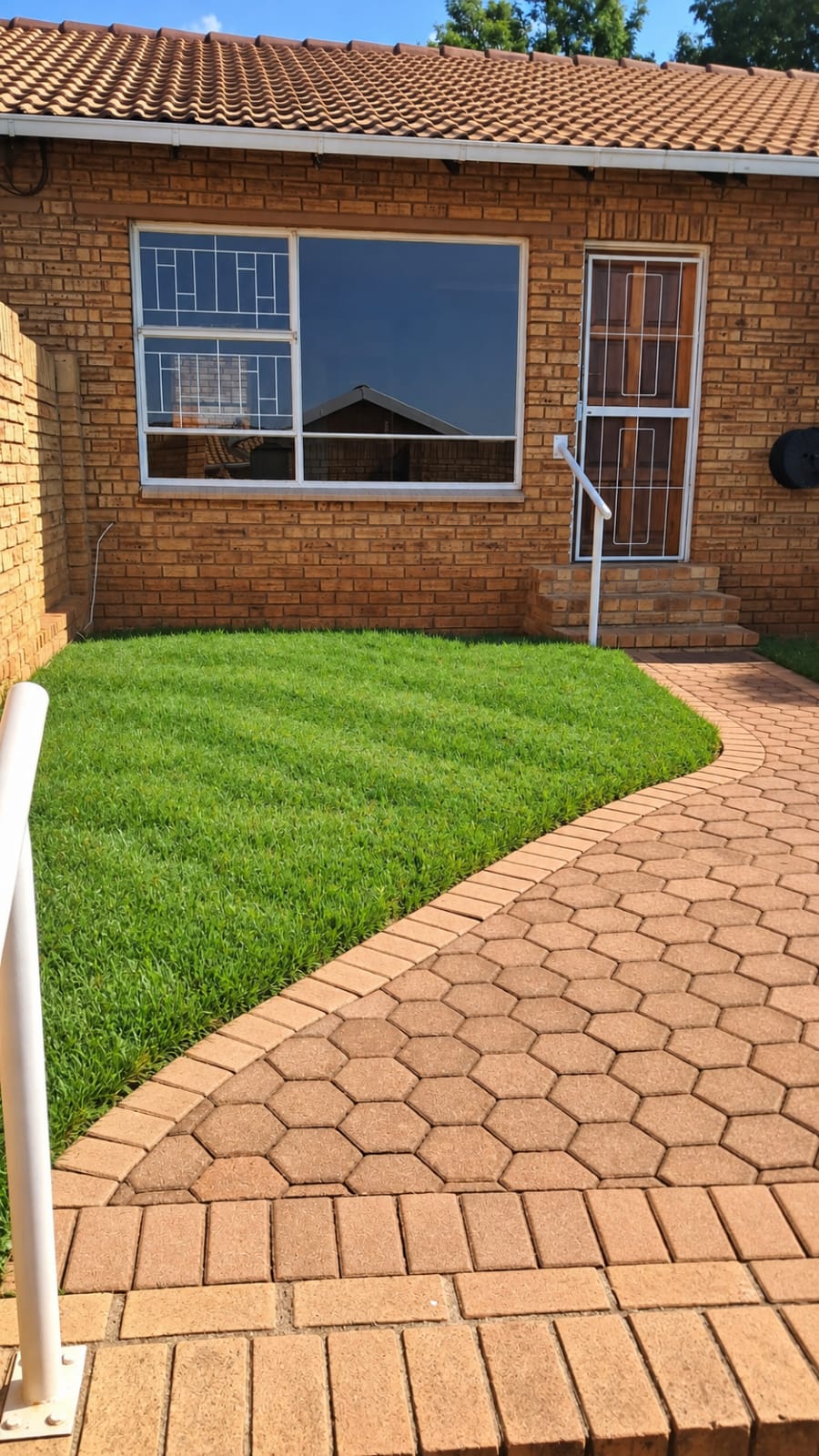 2 Bedroom Property for Sale in Noordheuwel Gauteng
