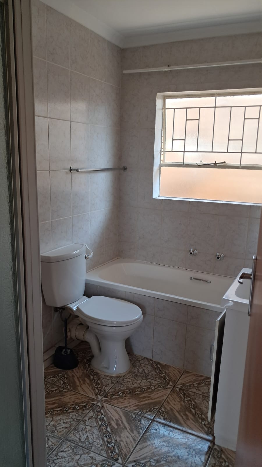2 Bedroom Property for Sale in Noordheuwel Gauteng