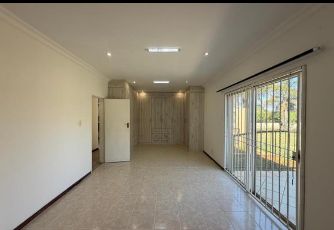 7 Bedroom Property for Sale in Mooikloof Gauteng