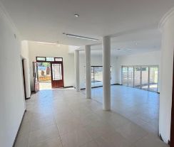 7 Bedroom Property for Sale in Mooikloof Gauteng