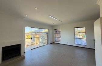 7 Bedroom Property for Sale in Mooikloof Gauteng